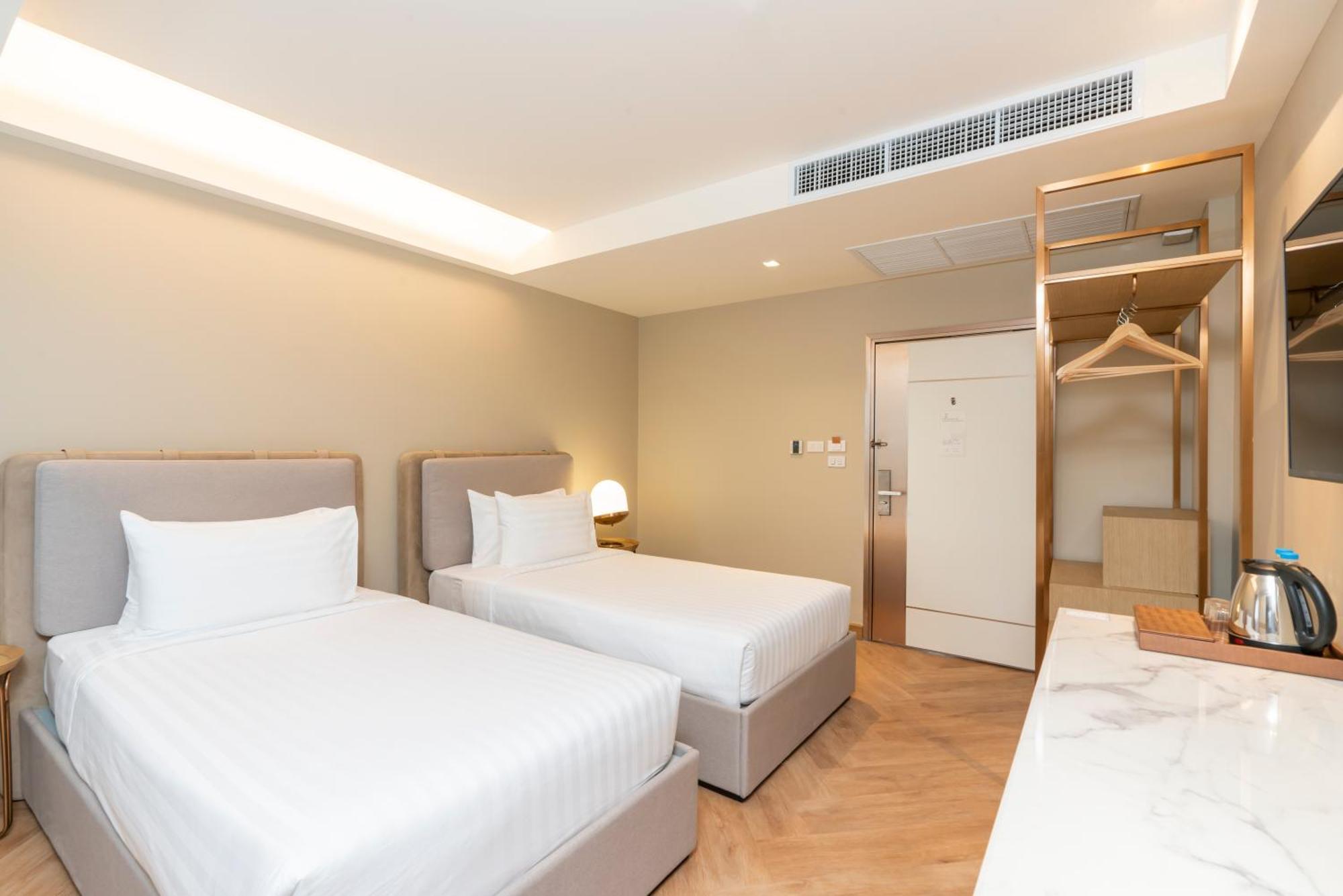 Kene Hotel 4*